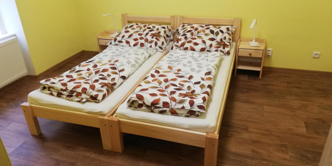 Booking Trzni Decin Exterior foto