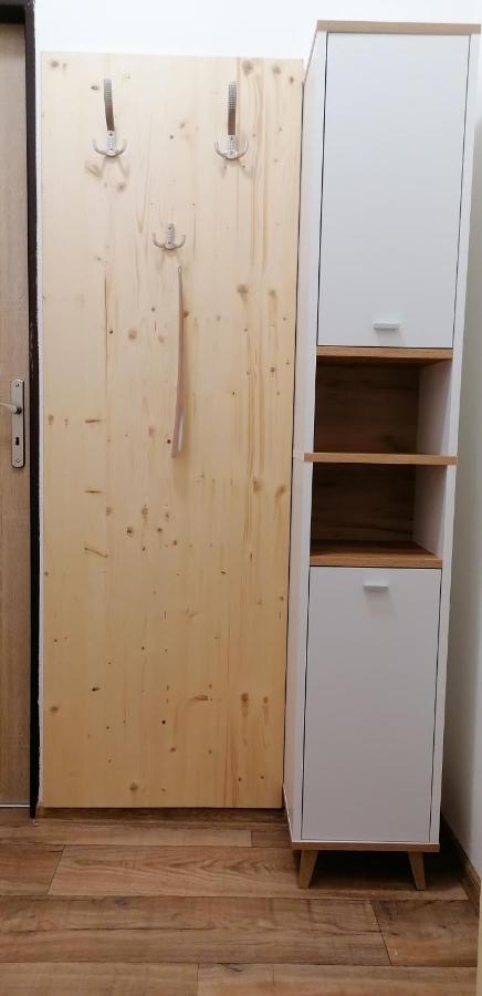 Booking Trzni Decin Exterior foto